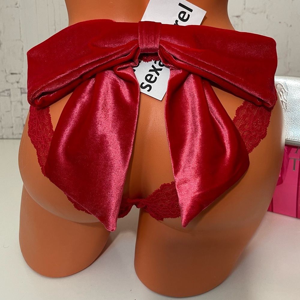 VS M L VERY SEXY LUXE VELVET BOW OPEN BACK PANTY